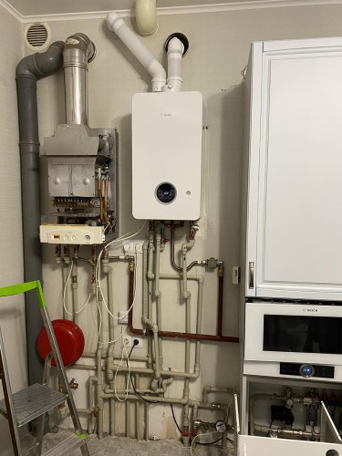 bosch-condens-gc2300iw-2430-c-23-portfolio-20.jpg